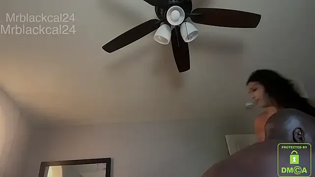 ava_delightt – webcam model profile photo Image 2