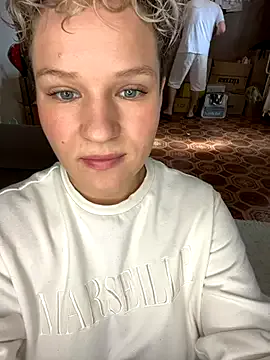 V-Hot-Sweti – webcam model profile photo Image 13