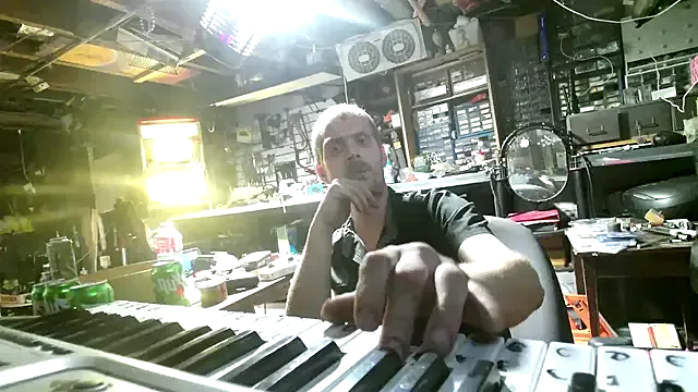 sunsets – webcam model profile photo Image 19