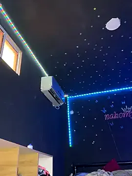 lauraagomezz__ – webcam model profile photo Image 17