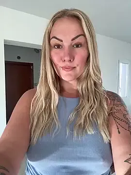 HopeHeaven – webcam model profile photo Image 19