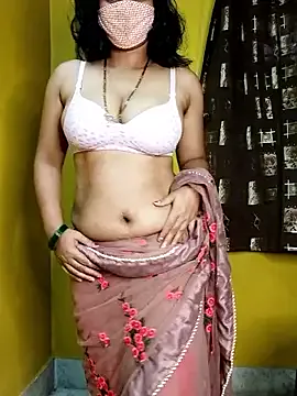 hina_porn – webcam model profile photo Image 17