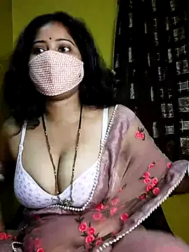 hina_porn – webcam model profile photo Image 18