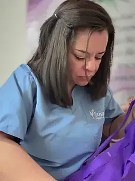 loving_ladies – webcam model profile photo Image 18