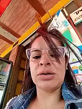 loving_ladies – webcam model profile photo Image 2