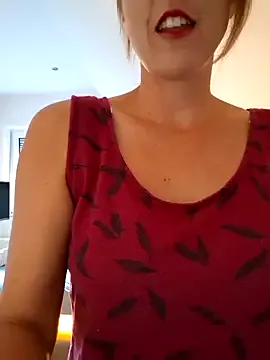 bambi_lu – webcam model profile photo Image 15