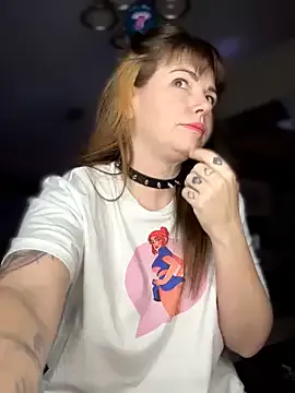 lucretiaburnaugh – webcam model profile photo Image 10