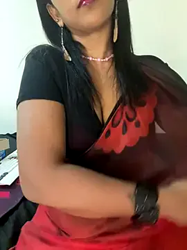 SimoneMoore – webcam model profile photo Image 9