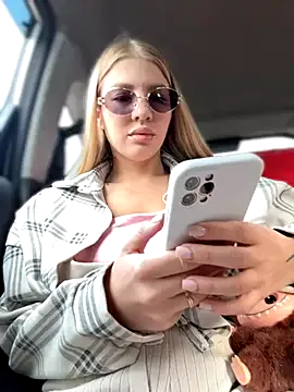 ava_delightt – webcam model profile photo Image 18