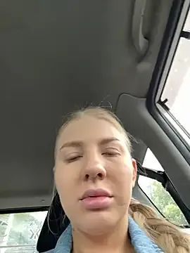 ava_delightt – webcam model profile photo Image 5