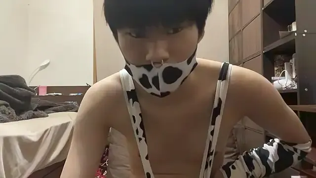 primarch777 – webcam model profile photo Image 2