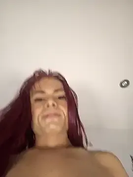 millemimi – webcam model profile photo Image 11