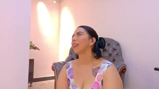 ruby_amor – webcam model profile photo Image 12