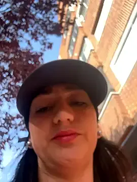 sunsets – webcam model profile photo Image 14