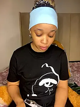 sweetylisahard show preview Image 5