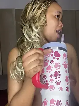 sweetylisahard show preview Image 7