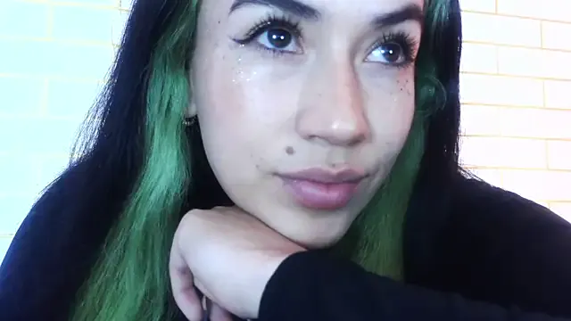 maddiebryggs – webcam model profile photo Image 12