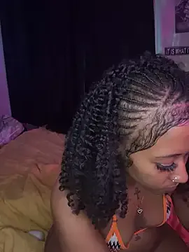 yueyue2003 – webcam model profile photo Image 4