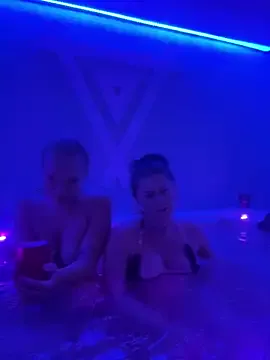 Alexxpussy – webcam model profile photo Image 2