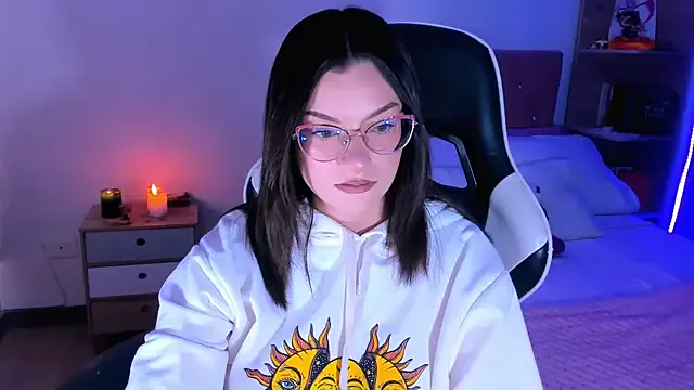 OphelianaRose33 – webcam model profile photo