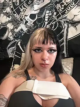 bambi_lu – webcam model profile photo Image 19