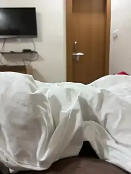 Adelaida1001 – webcam model profile photo Image 3