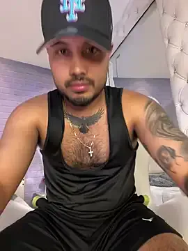 hina_porn – webcam model profile photo Image 6