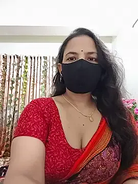 IORio2 – webcam model profile photo Image 6