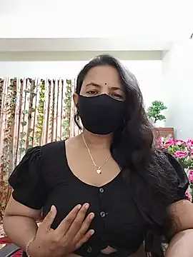 IORio2 – webcam model profile photo Image 8