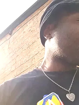 ryanfc85 – webcam model profile photo Image 13