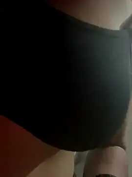 NaughtyInGlasses – webcam model profile photo Image 4