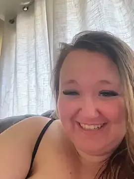 Mamu_Mamu_ – webcam model profile photo Image 2