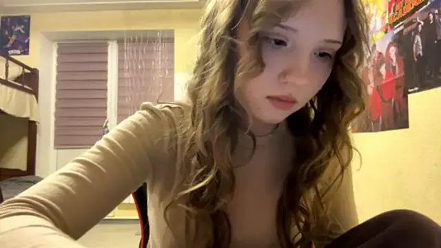 mary_luckaysha – webcam model profile photo Image 7