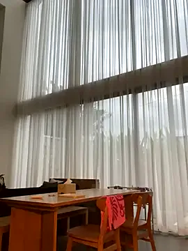 IORio2 – webcam model profile photo Image 7