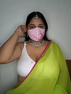 Linnea – webcam model profile photo Image 3