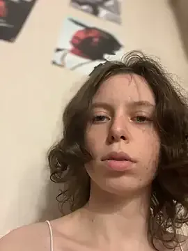 Taanni – webcam model profile photo Image 18