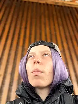 Taanni – webcam model profile photo Image 3