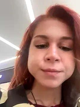 lucretiaburnaugh – webcam model profile photo Image 12