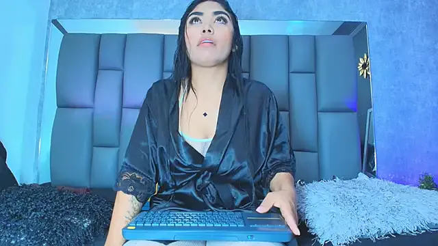 miss_mia_meow – webcam model profile photo Image 2