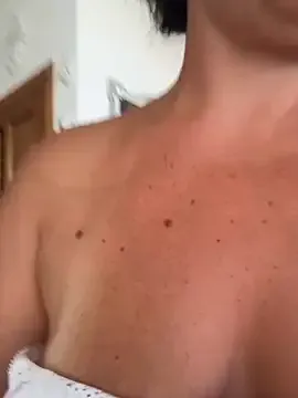 EvaEllis – webcam model profile photo Image 12