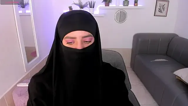 lucretiaburnaugh – webcam model profile photo Image 13