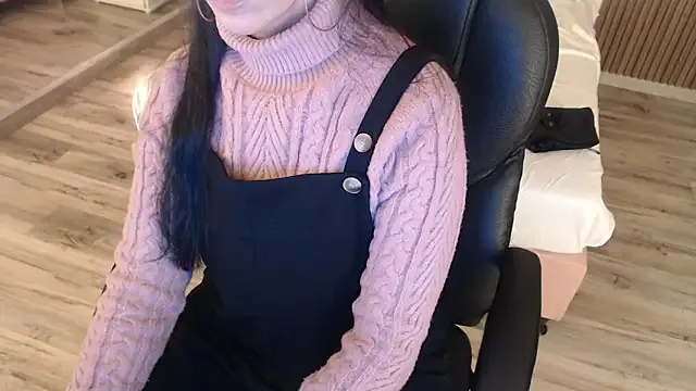 mayadashaaa – webcam model profile photo Image 15