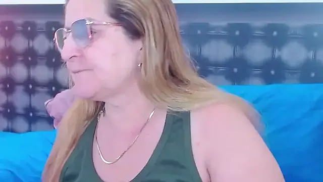 nikki_kai – webcam model profile photo Image 13