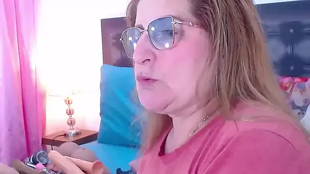 nikki_kai – webcam model profile photo Image 19