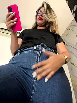 loving_ladies – webcam model profile photo Image 14