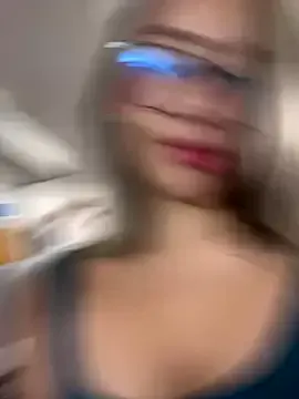 loving_ladies – webcam model profile photo Image 4