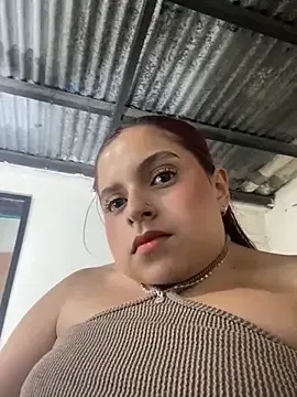 fragilemasochist – webcam model profile photo Image 3