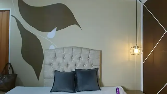 ScarletHott_ – webcam model profile photo