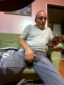 DoriDeluxe66 – webcam model profile photo Image 17