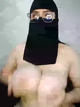 Sexy__Arab Image 8